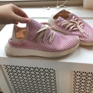 adidas tennis shoes size 6.5